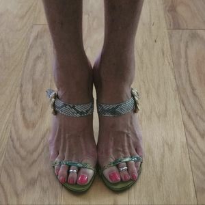 Beautiful Olive Green Italian Leather Heels